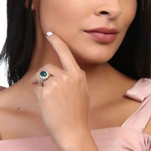 Open Heart (On Green)