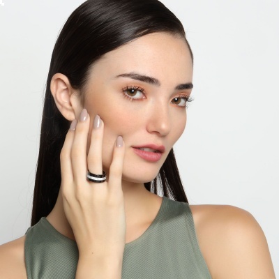 Ceramic Facet (On Black)