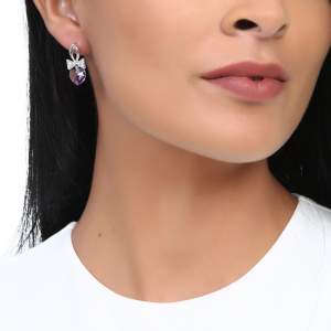 Anastasia (On Purple)