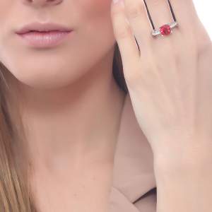 Arthemis (On White & Red)
